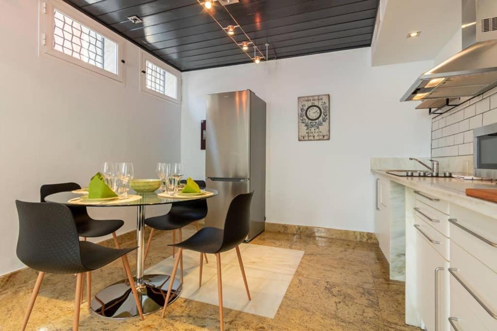 Appartement Becas Alameda Duplex By Valcambre Sevilla