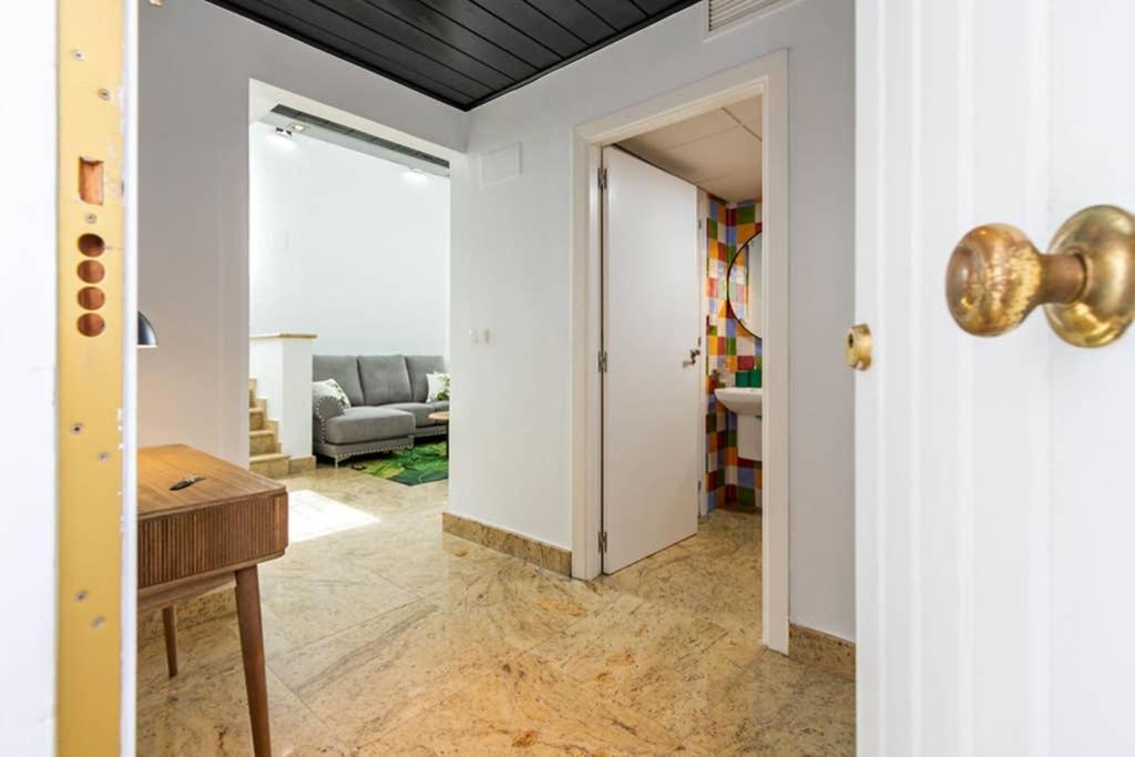 Becas Alameda Duplex By Valcambre * Seville