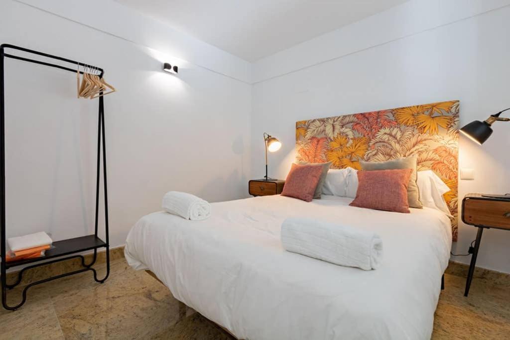 Becas Alameda Duplex By Valcambre Apartamento Sevilha